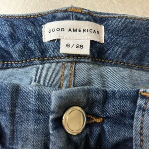 GOOD AMERICAN ALWAYS FITS GOOD CLASSIC SLIM STRAIGHT JEANS SIZE 6 28